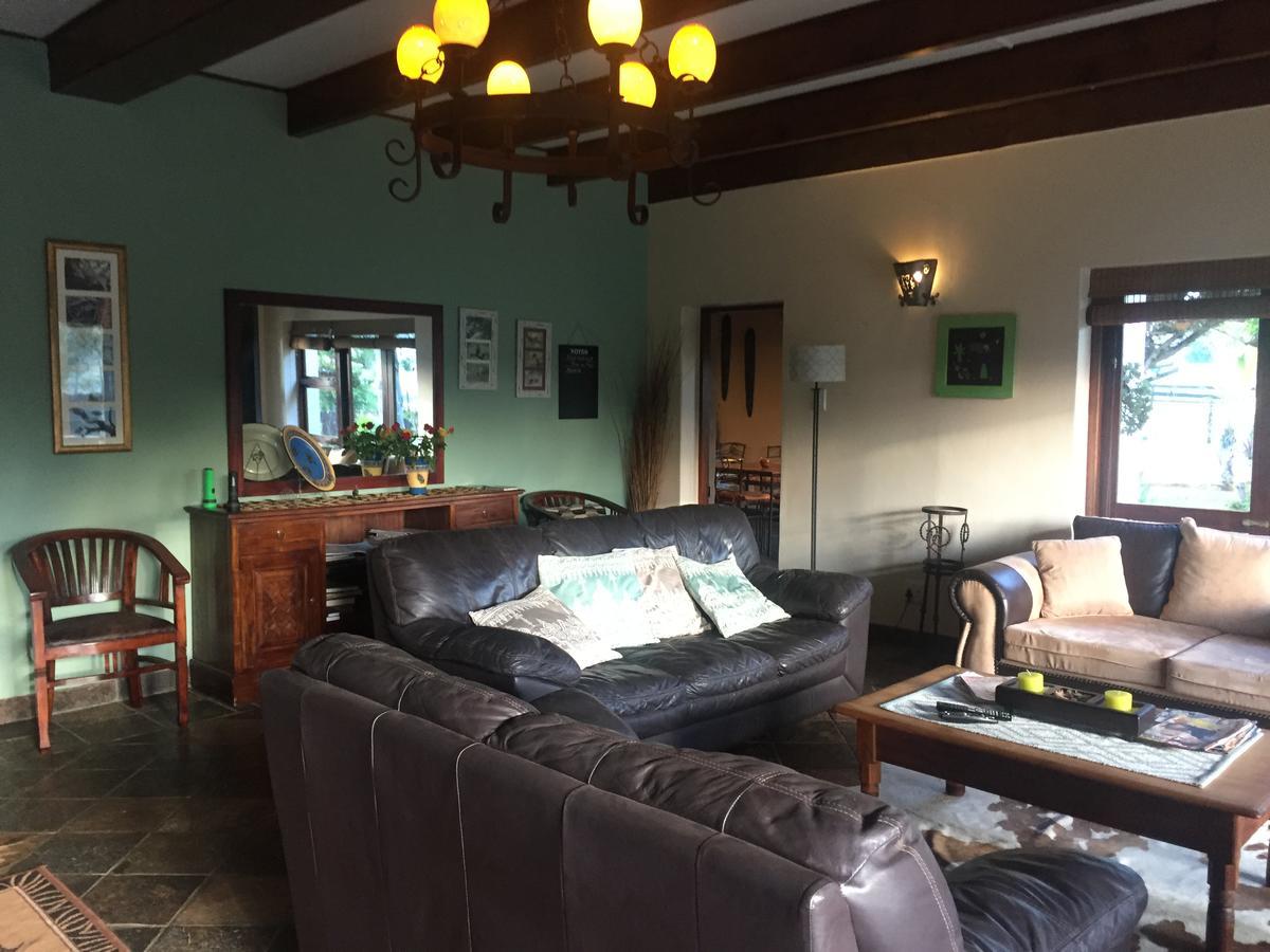 הרטנבוס Cheetah Lodge Guest House מראה חיצוני תמונה